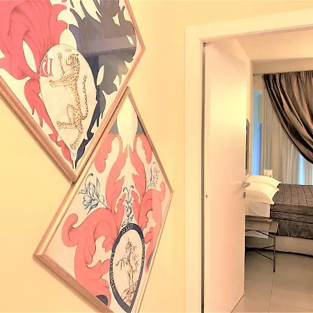 Loft 22- A Due Passi Da Piazza Del Campo Lägenhet
